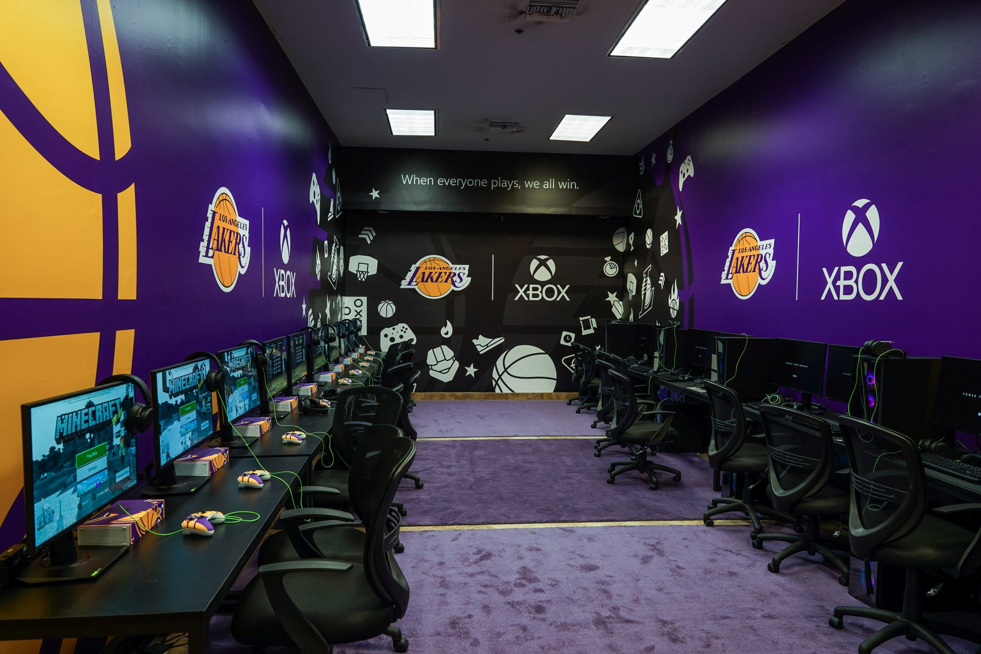 Xbox and Lakers - Dream Space